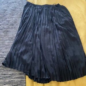 Vince Camuto midi skirt